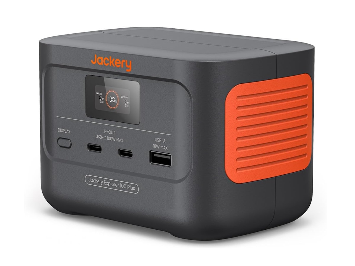 ノマドや出張の強い味方。機内持ち込み可能なJackeryの超小型