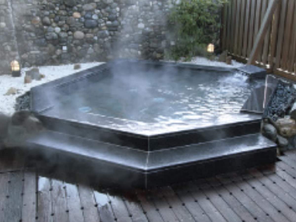 「天然の湯 ながおか温泉」公式Webサイトより