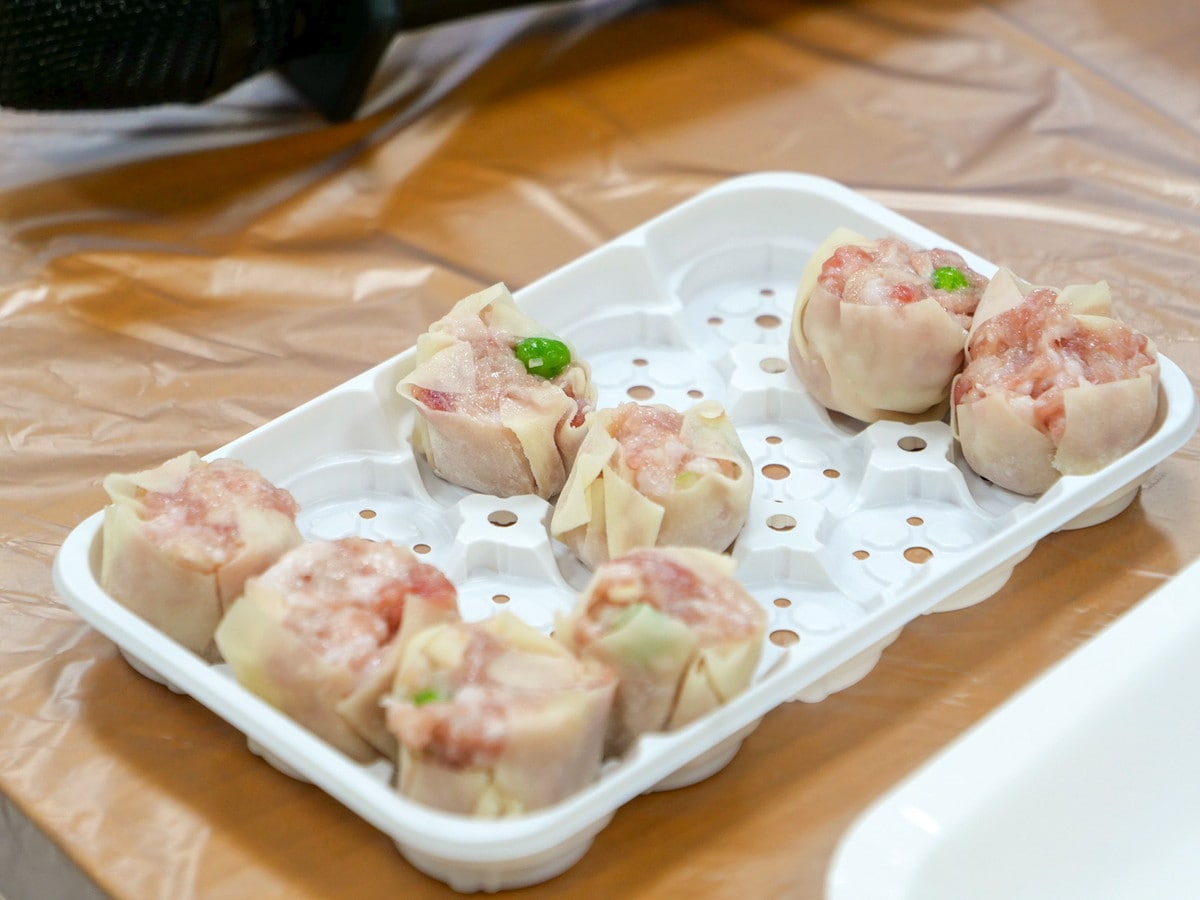 自分で包んだシウマイに感動！（筆者撮影）