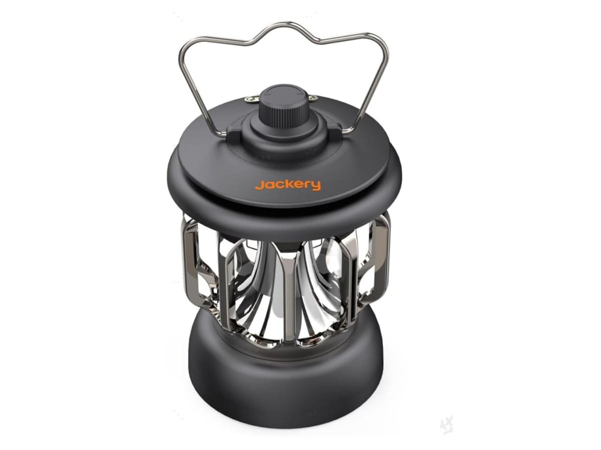「Jackery」のLEDランタンの魅力って？（画像出典：Amazon）