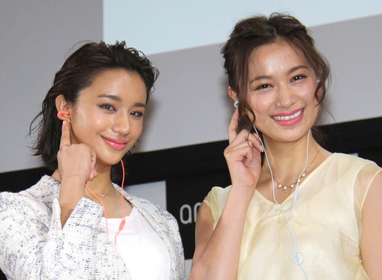 高橋メアリージュン 白コーデ 妹 ユウはイエローコーデで姉妹そろってさわやかコーデ Citrus シトラス