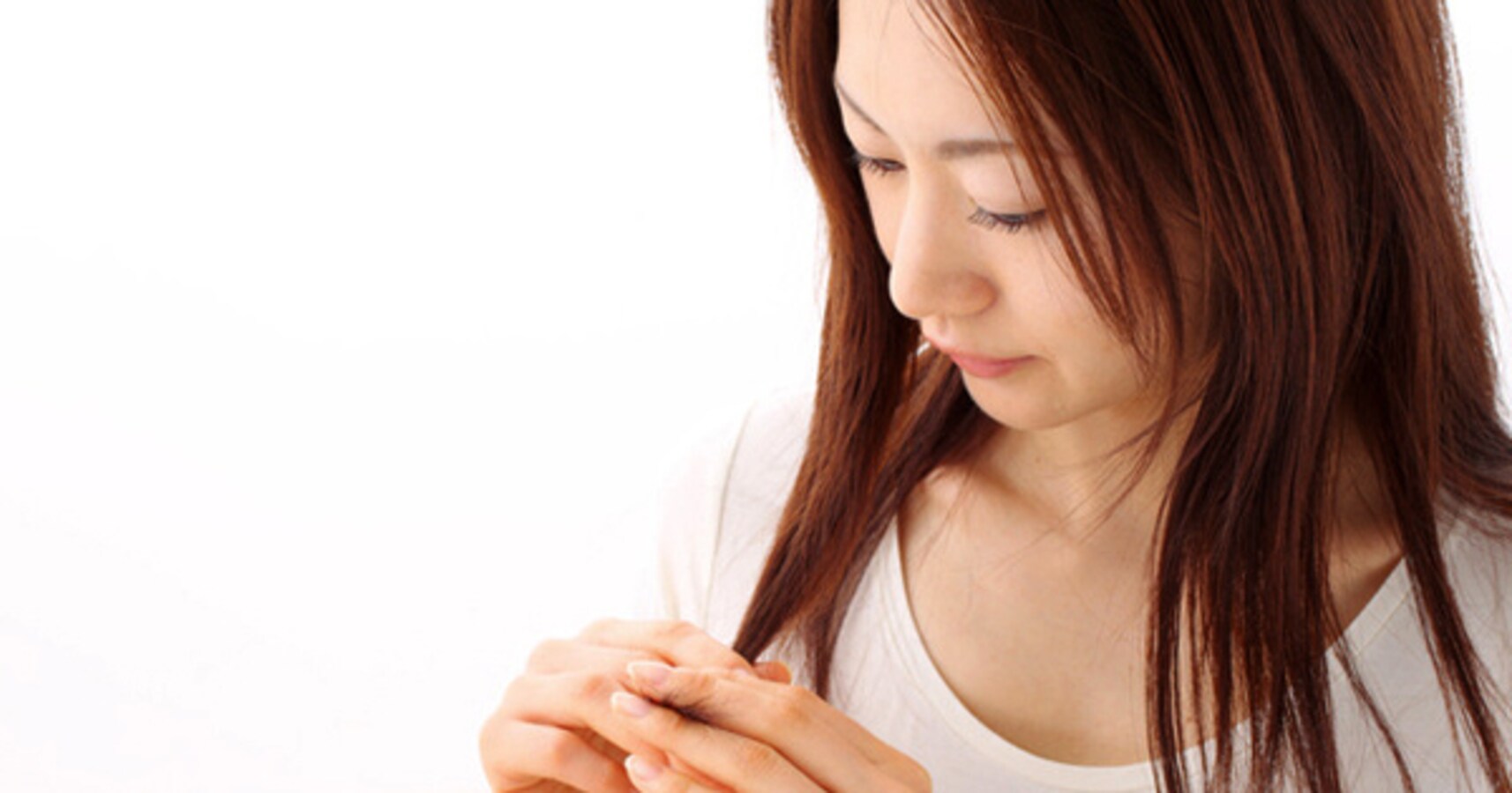 白髪の生え方は3通り 女性の白髪が増えるワケ Facebook Navi フェイスブックナビ