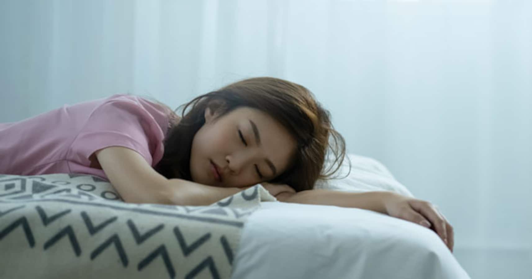 「眠いというよりいつの間にか寝てる」生理前の眠気の強さを知った男性の投稿に、共感の声が殺到 Facebook navi[フェイスブックナビ]