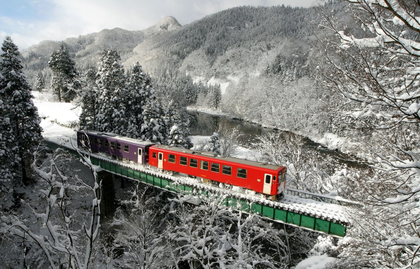 Akita Nairiku Line: Winter Wonderland by Rail | All About Japan