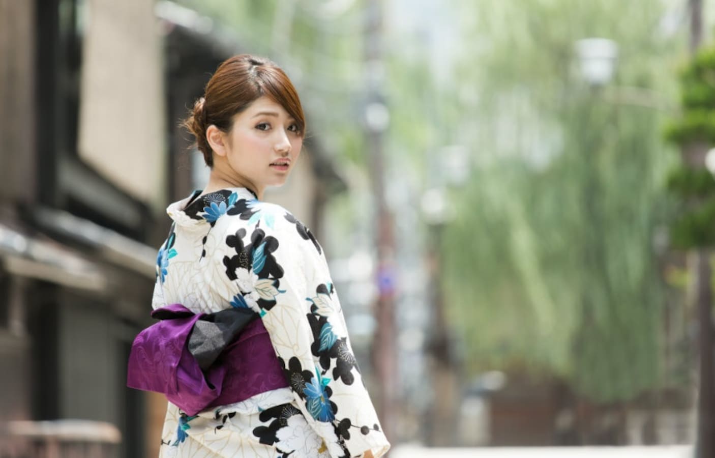 Kimono in Japan 2016  Tokyo fashion, Winter kimono, Fashion