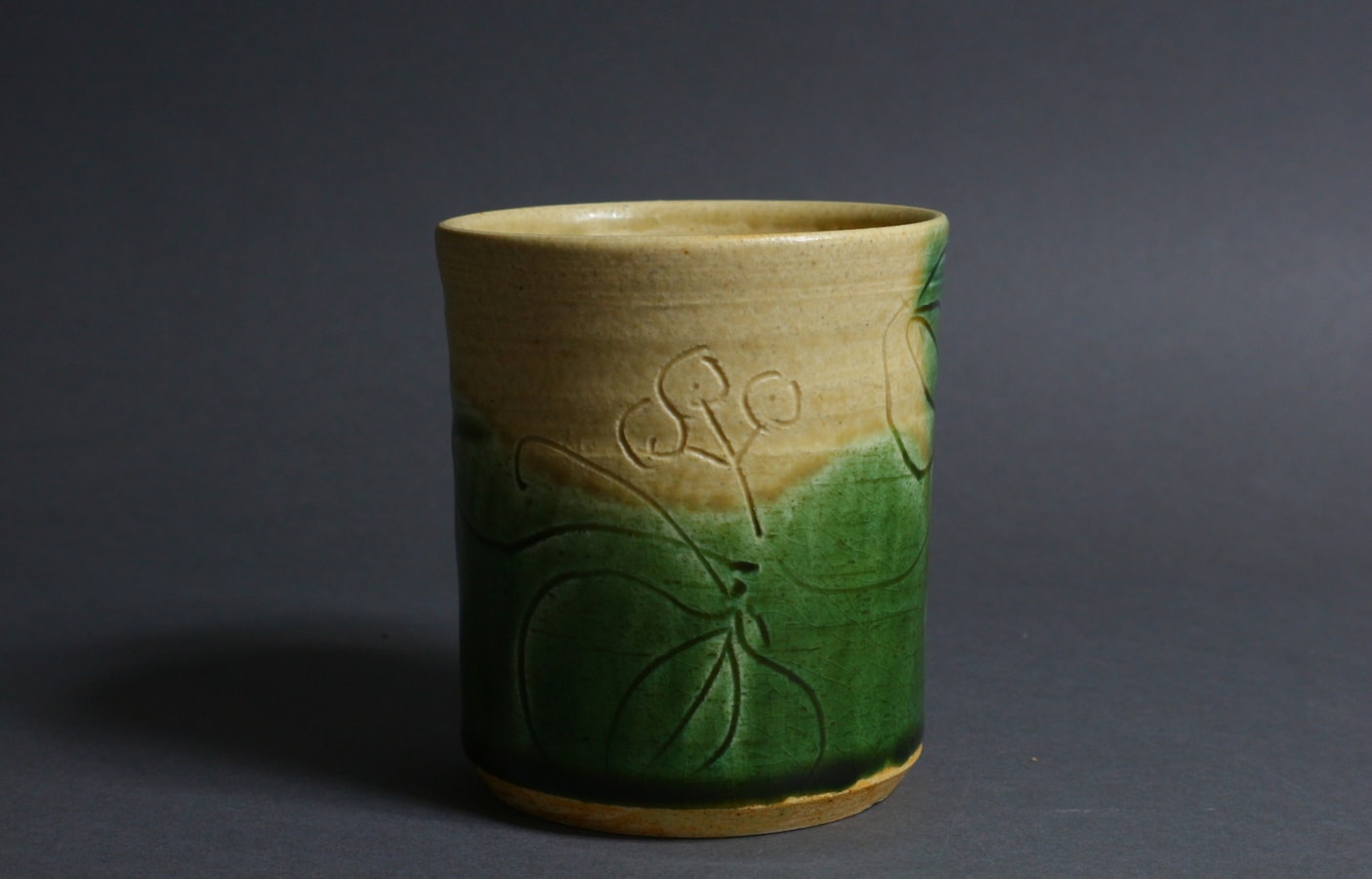 ★希少★天源陶宮術秘訣奥傳　初版本 A blue and white 'eight immortals' bowl, Shendetang mark