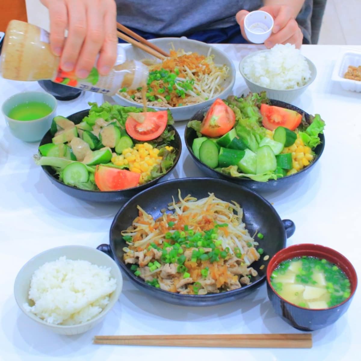 １日の出来事を話しながら、夕食の準備！