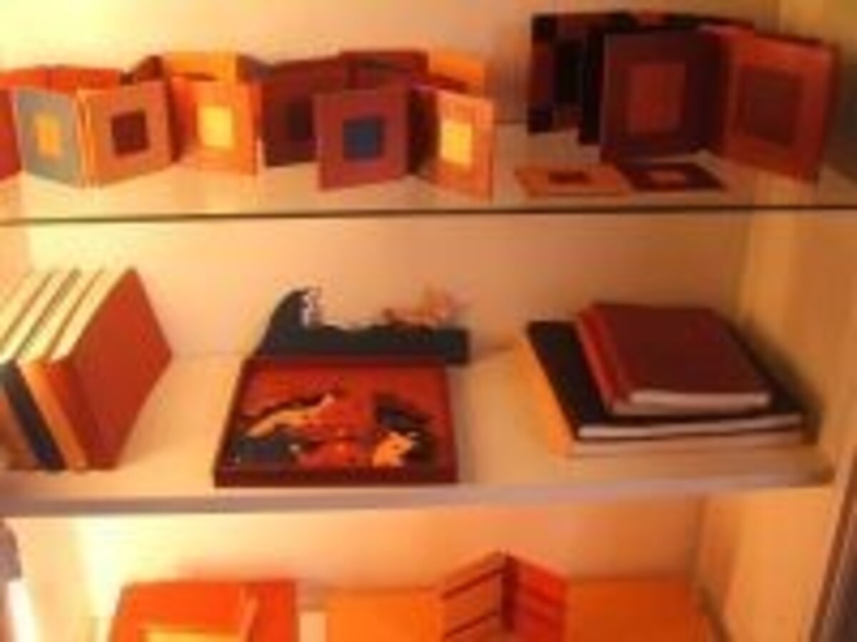 イタリア　お土産　革製品