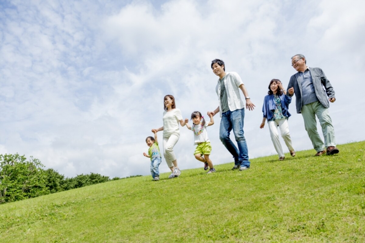 税金の負担額を決めるのが年収だけだとしたらどうでしょうか？