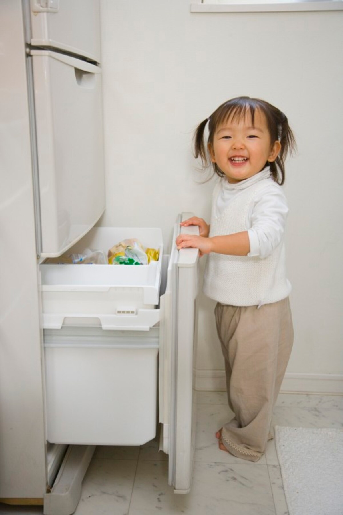 子どもは冷蔵庫が大好き