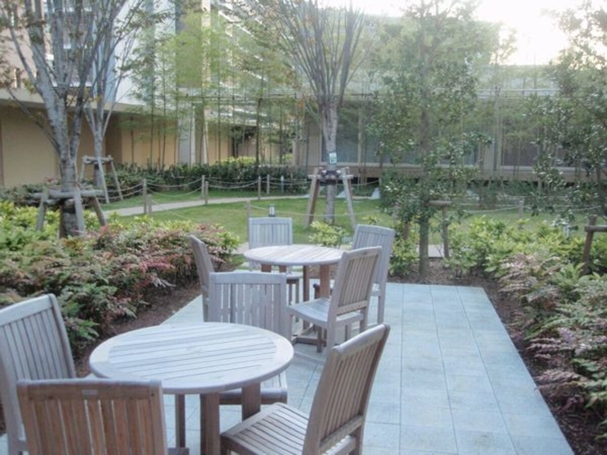 敷地内の植栽の水撒きや手入れも管理費から充当される
