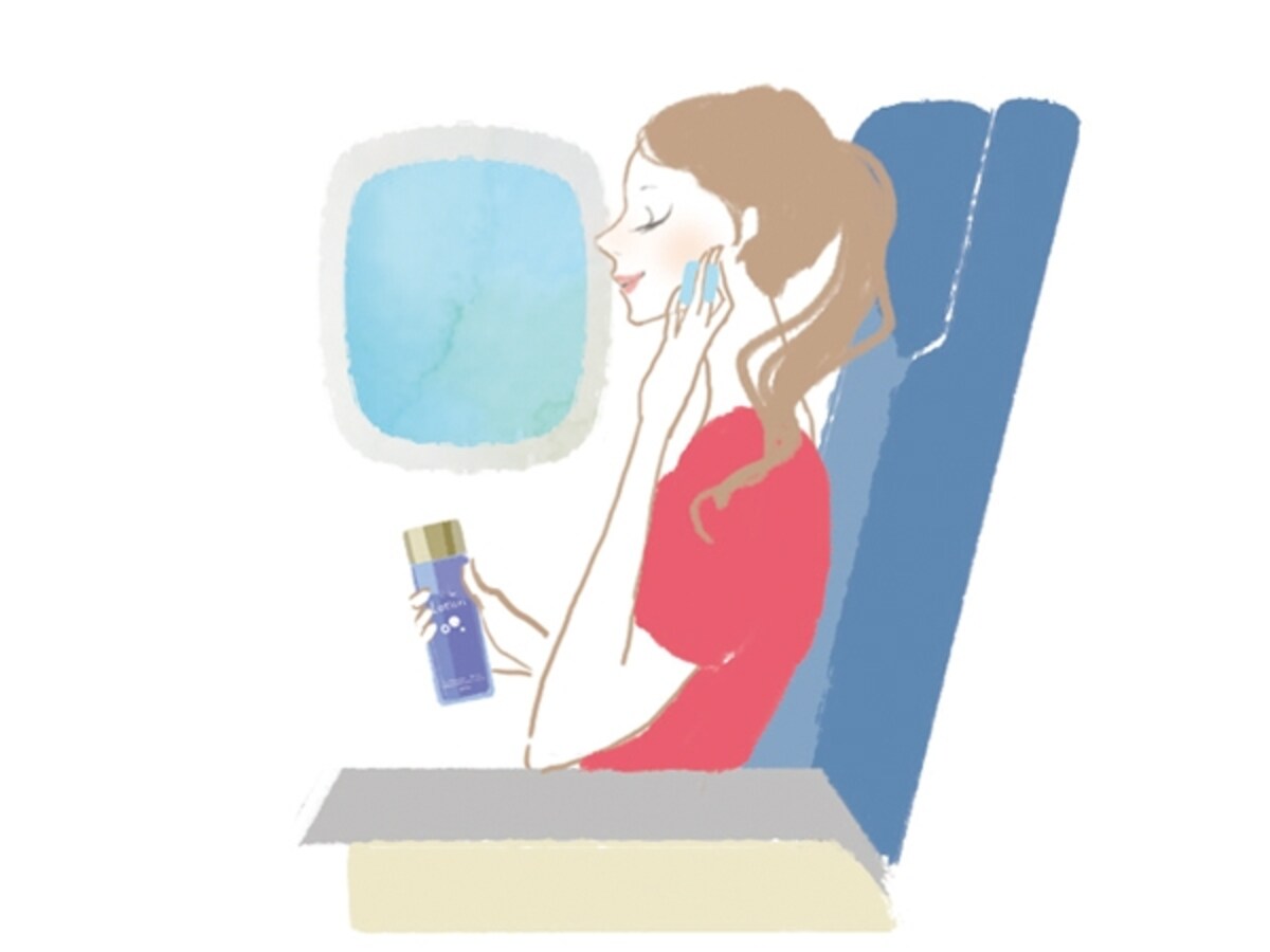 飛行機でメイクは落とすべき？