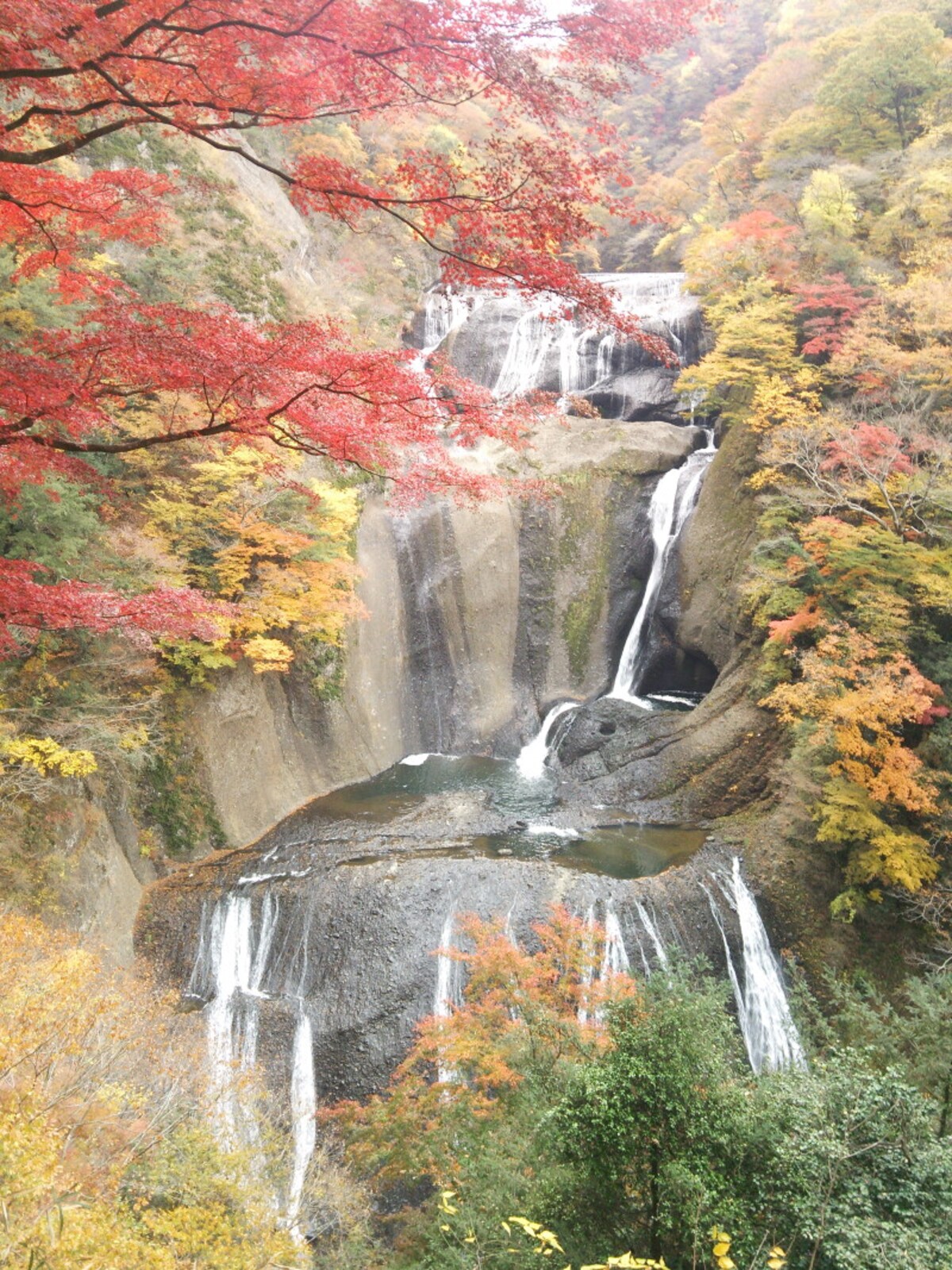 袋田の滝（2）／紅葉・黄葉