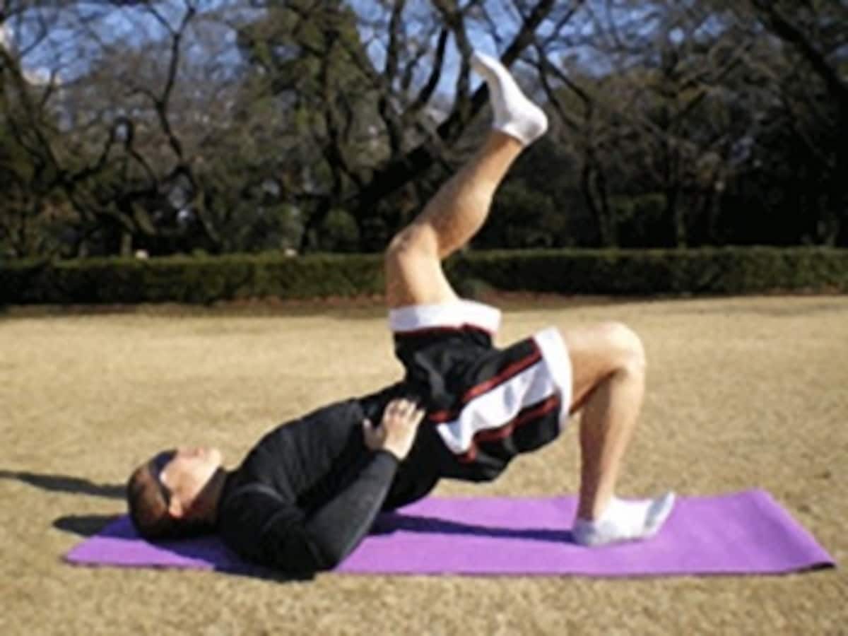 腰を反らないように注意してください