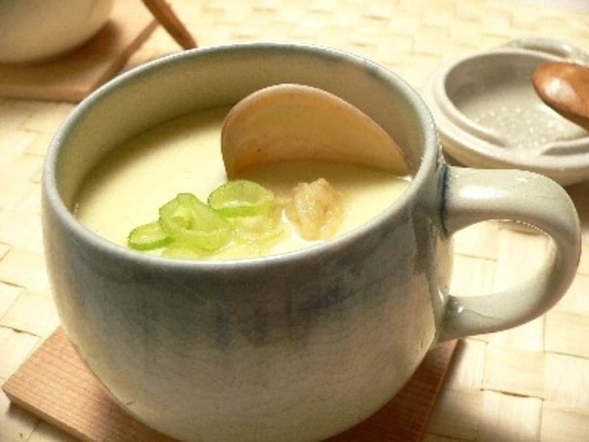 強火で2分、弱火で12?15分蒸す「あさり茶碗蒸し」