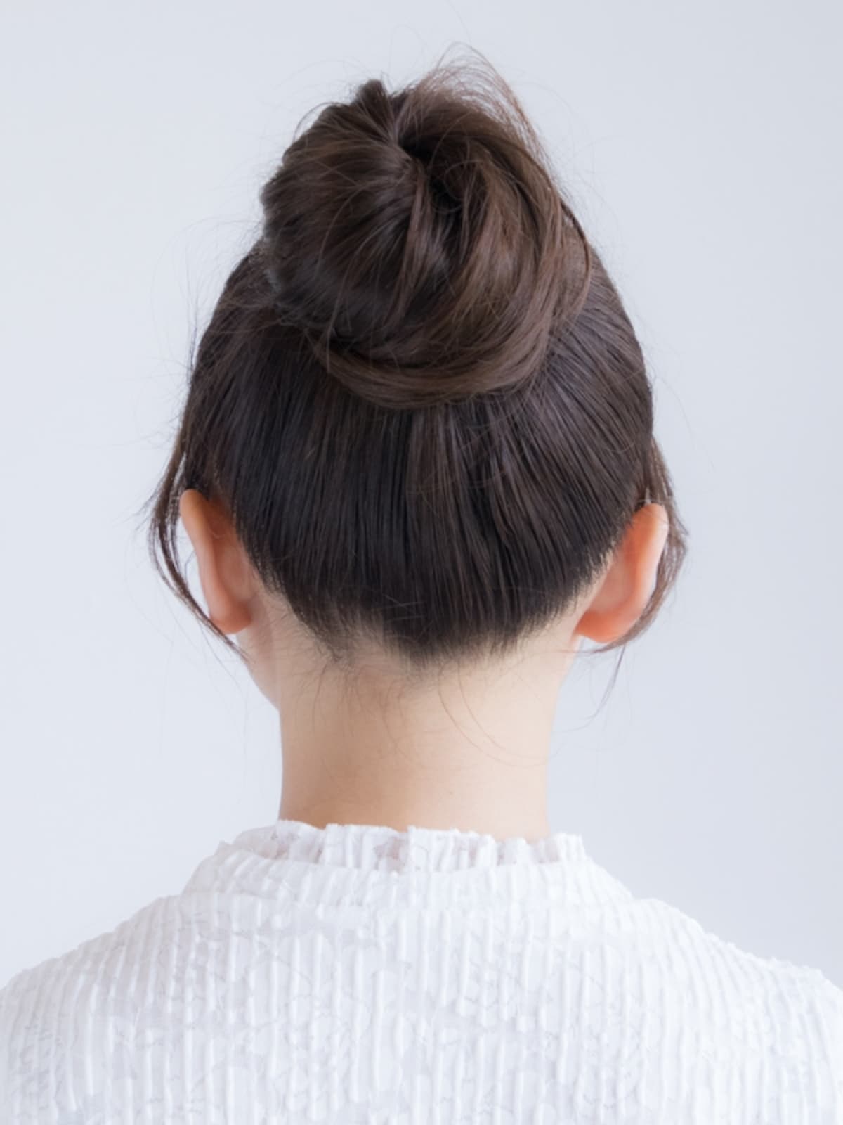 お団子ヘアの作り方・やり方・方法（バックスタイル）