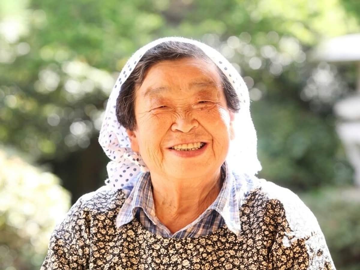 強いインパクトで忘れられなくなる秋の七草の語呂合わせ「ハスキーなおふくろ」