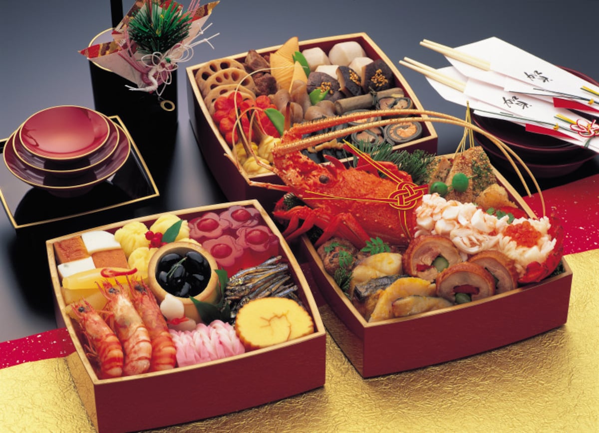 おせち料理のいわれを家族で味わってみてください