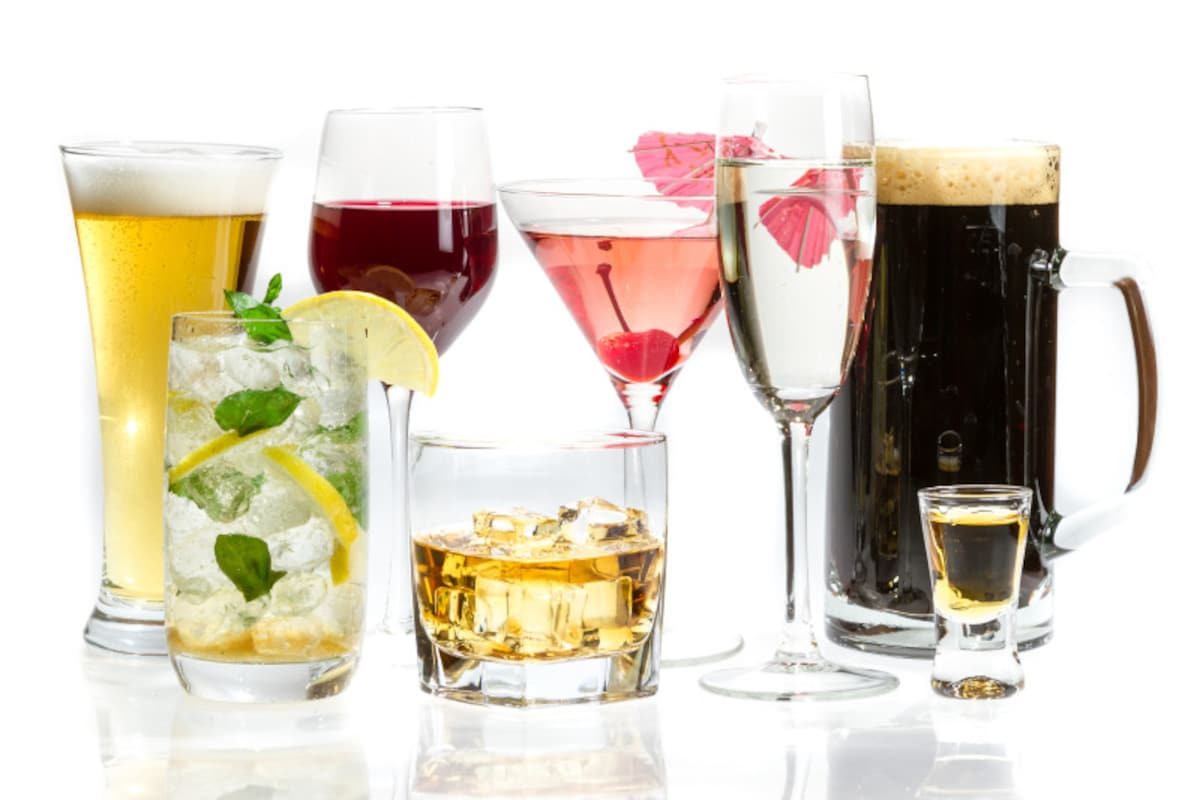 酔っても変わらない人・お酒で態度が変わる人の心理とは？