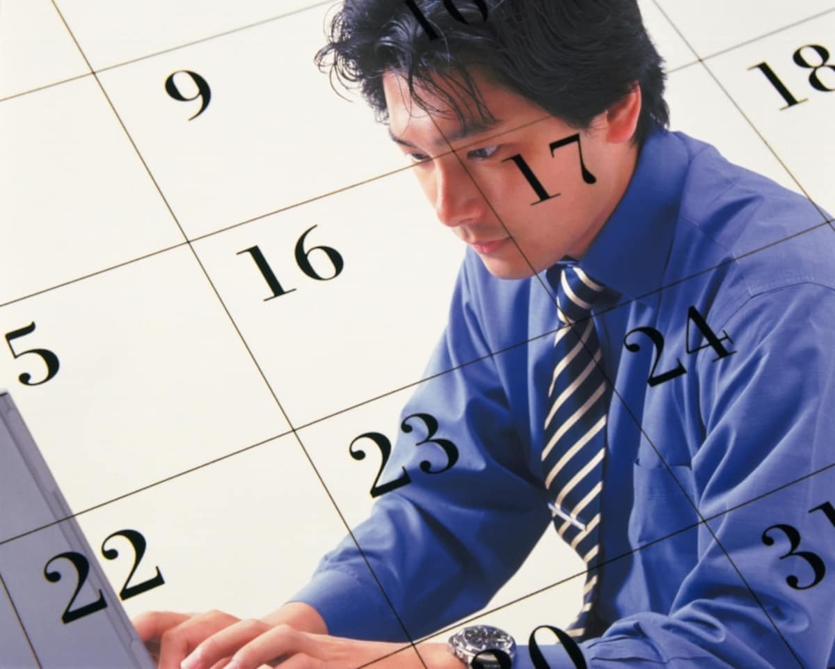 入院で休職したり、結婚・出産で退職したりして年収が減った年は、10万円以下でも医療費控除が受けられないか確認を