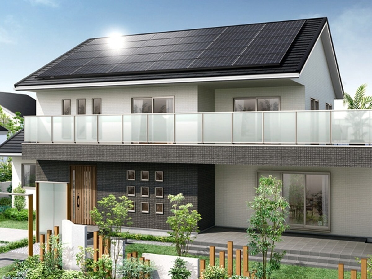 太陽光発電システムを取り入れる際には、事前に発電量のシミュレーションなどで確認したい。 [ソーラーラック]