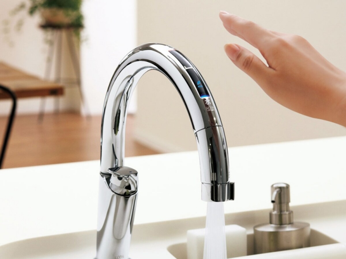 無意識にお湯を使用することがないため無駄な給湯エネルギーを使わず省エネに。[ナビッシュ(エコセンサー付)]