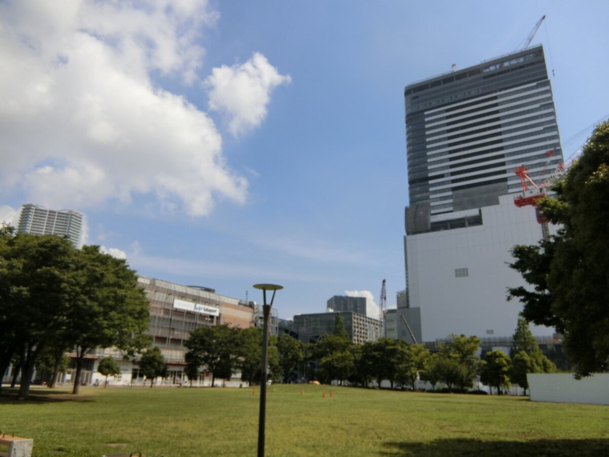 建設中の「豊洲ベイサイドクロス」（2019年7月撮影）