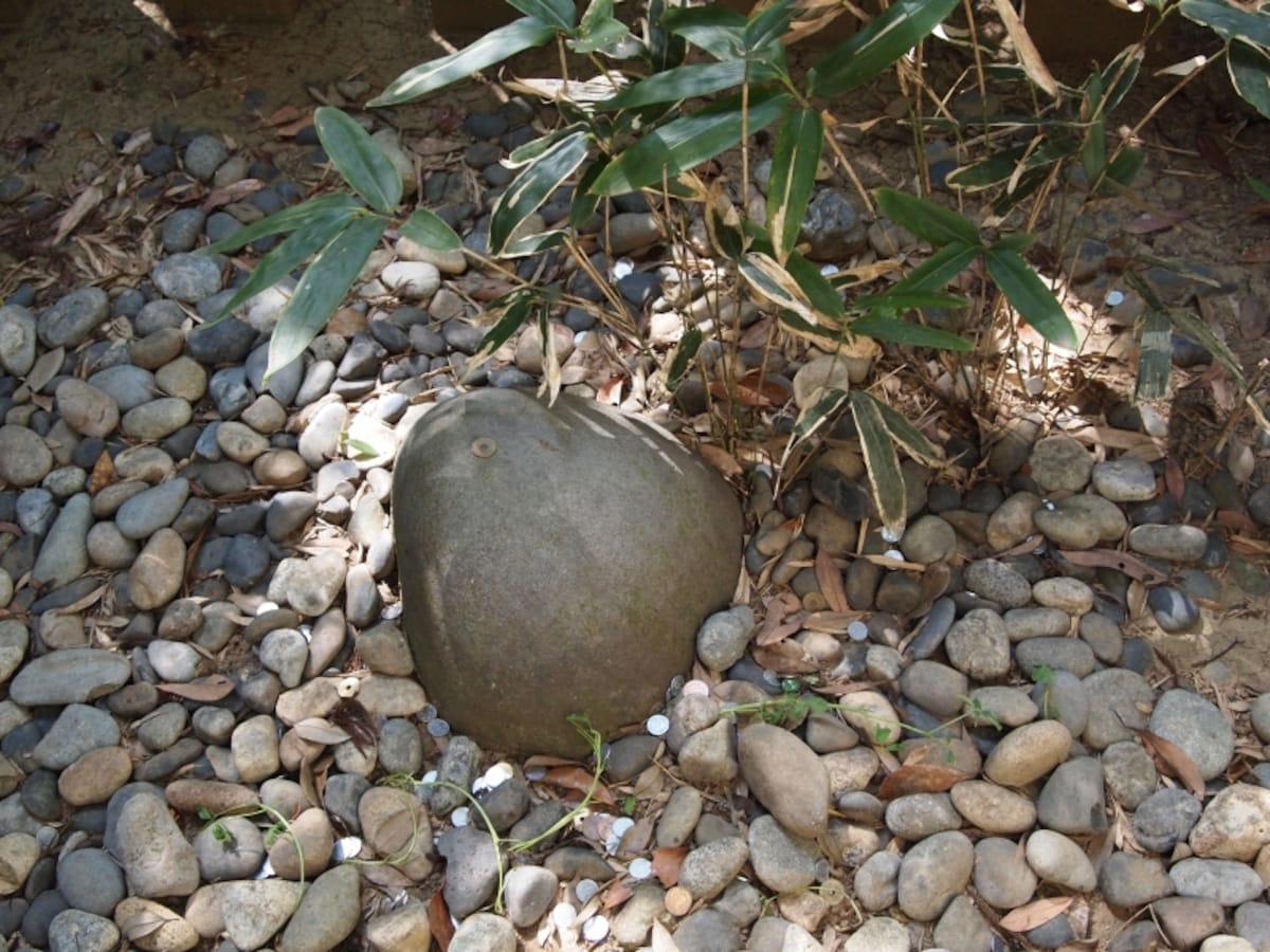 香取神宮の要石