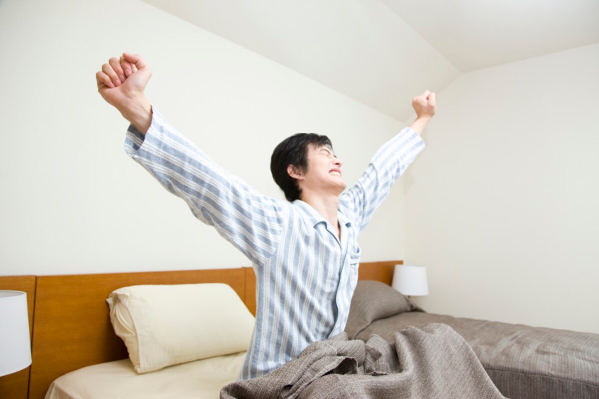 朝、早起きして勉強する社会人学生におすすめの学割
