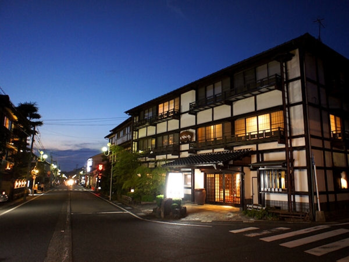 岩井温泉全景