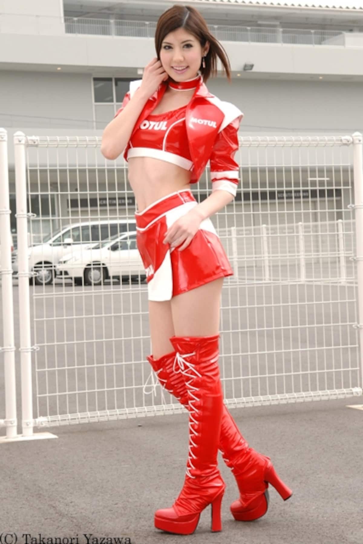 青山イリス／MOTUL