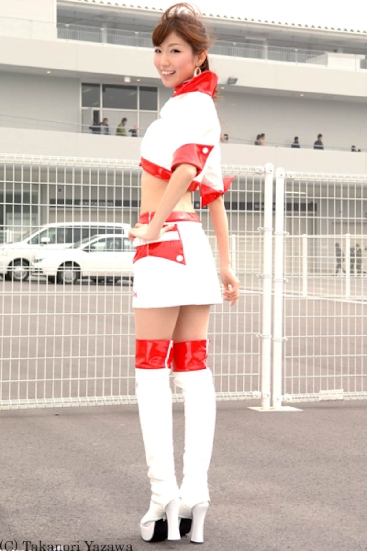美波千夏／AUTECH