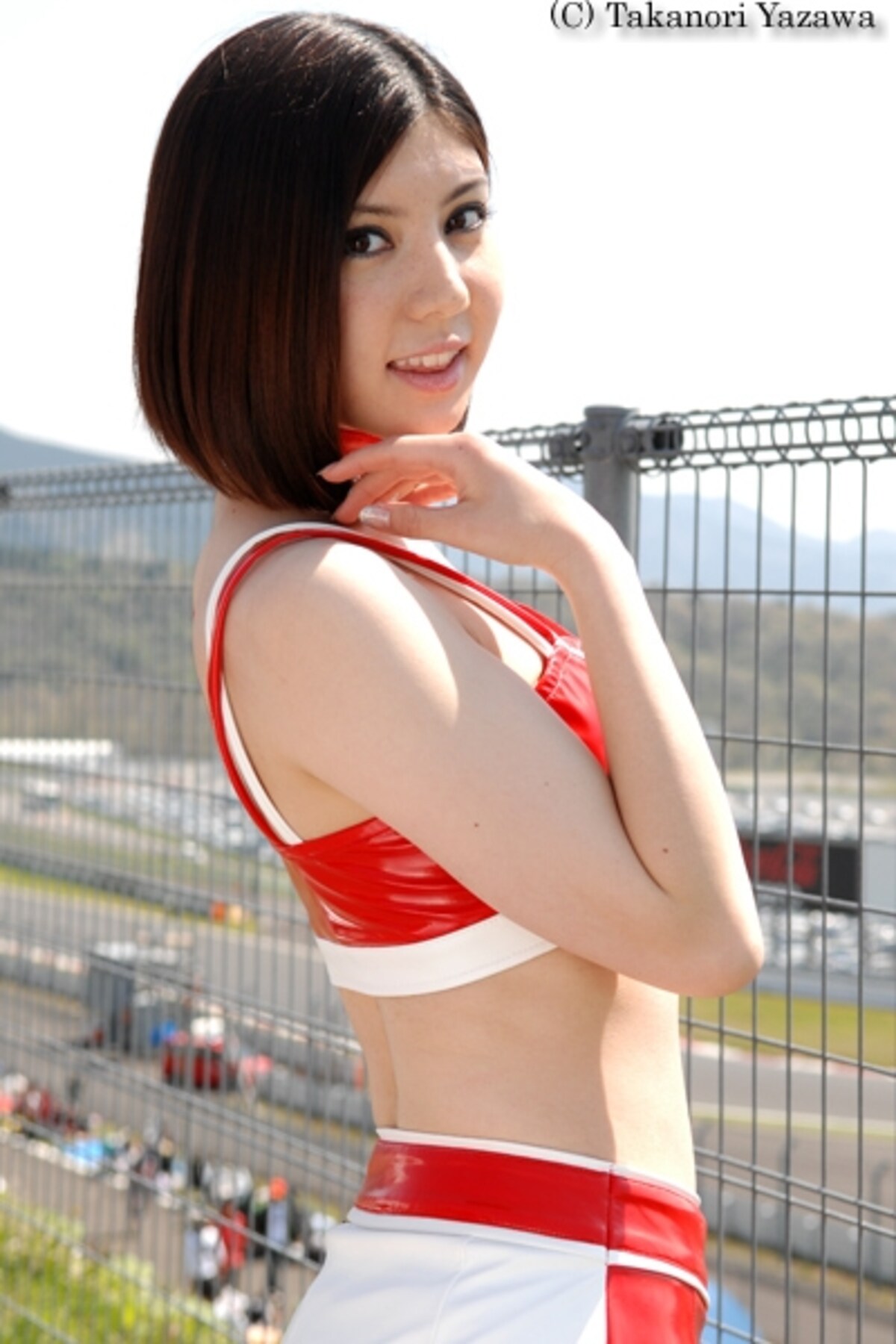 青山イリス／MOTUL