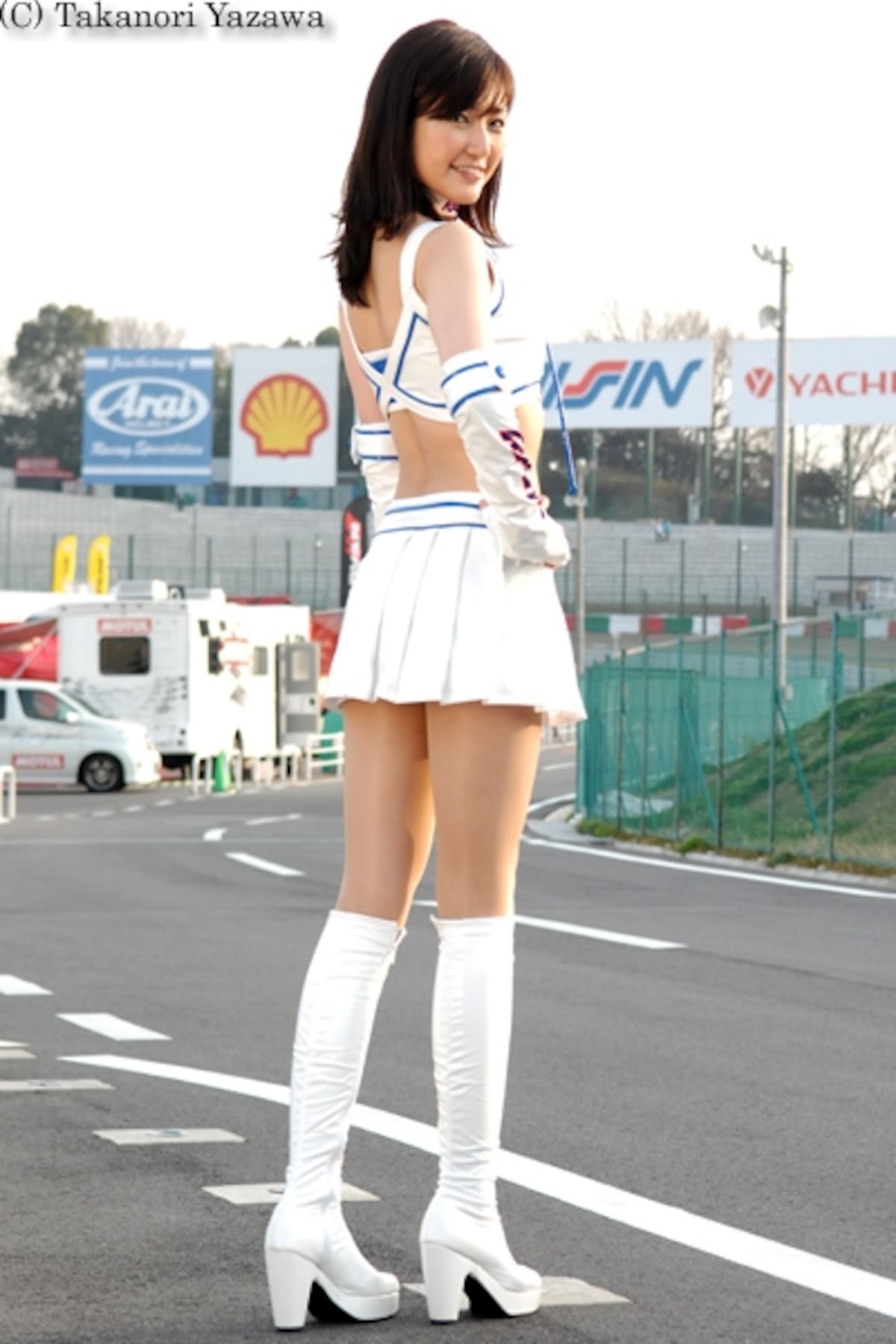 加藤里奈／RAYBRIG