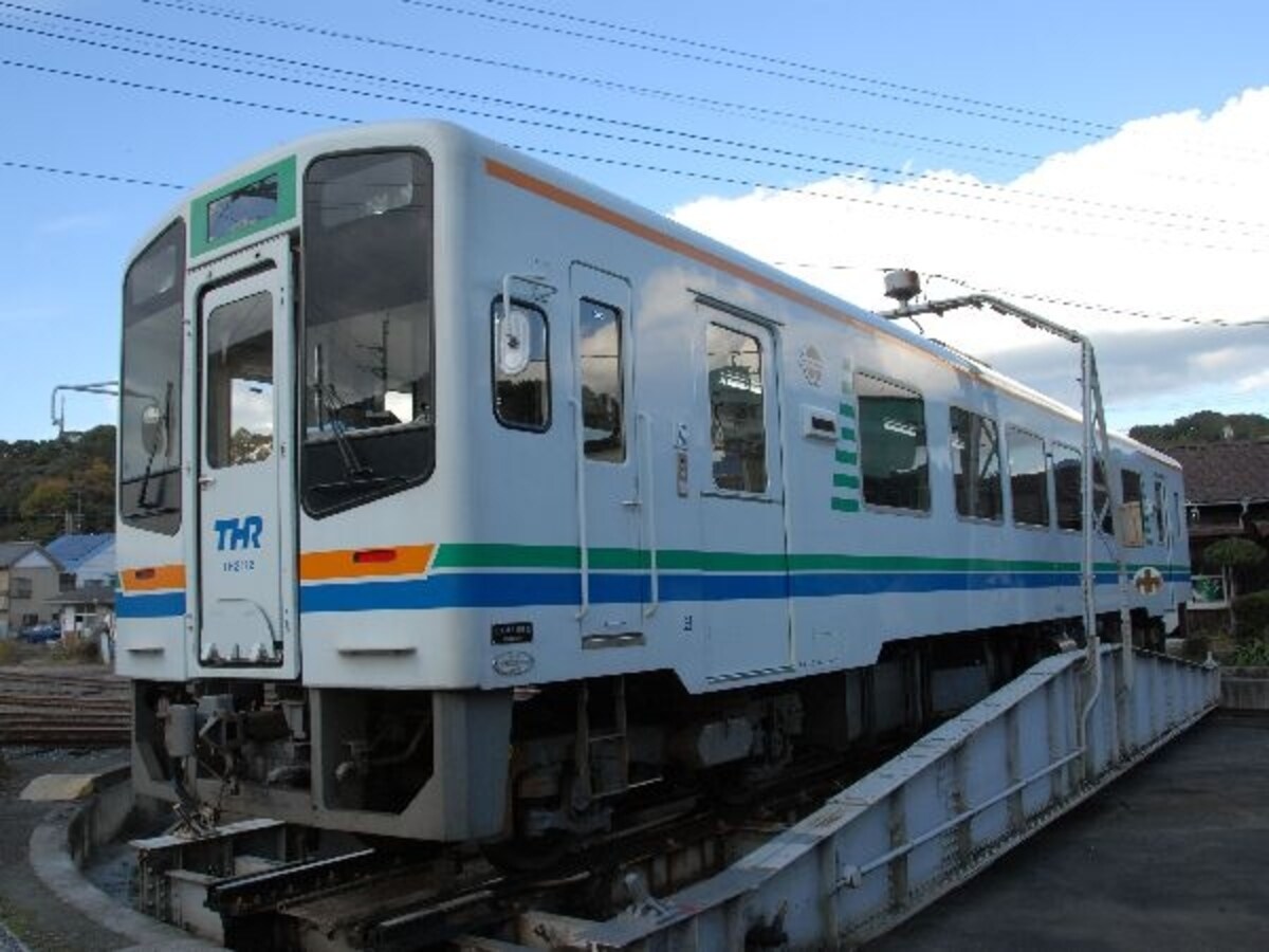 ターンテーブル