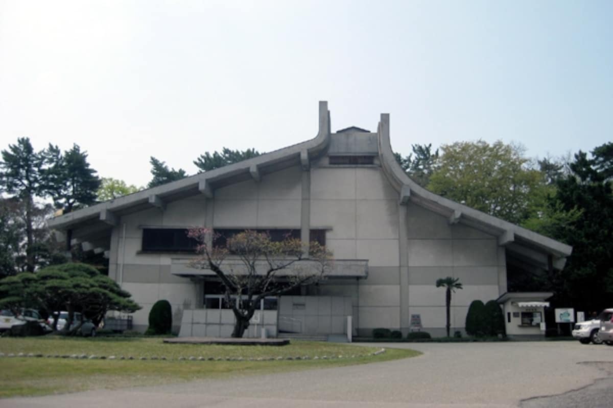 本間美術館　新館