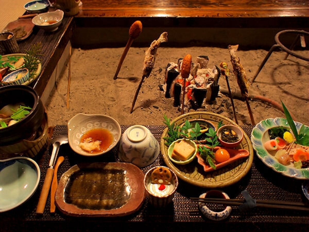 湯元長座夕食