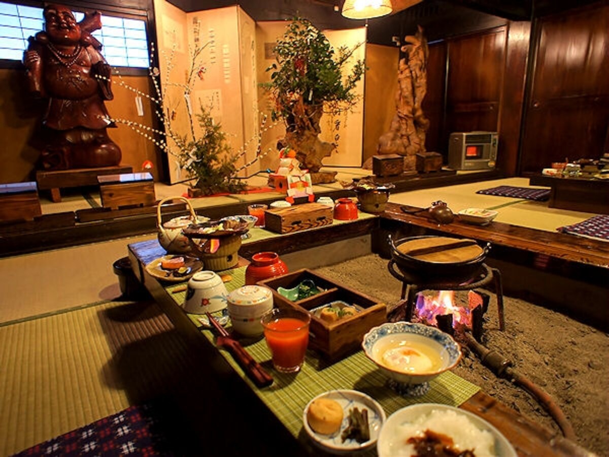 湯元長座朝食