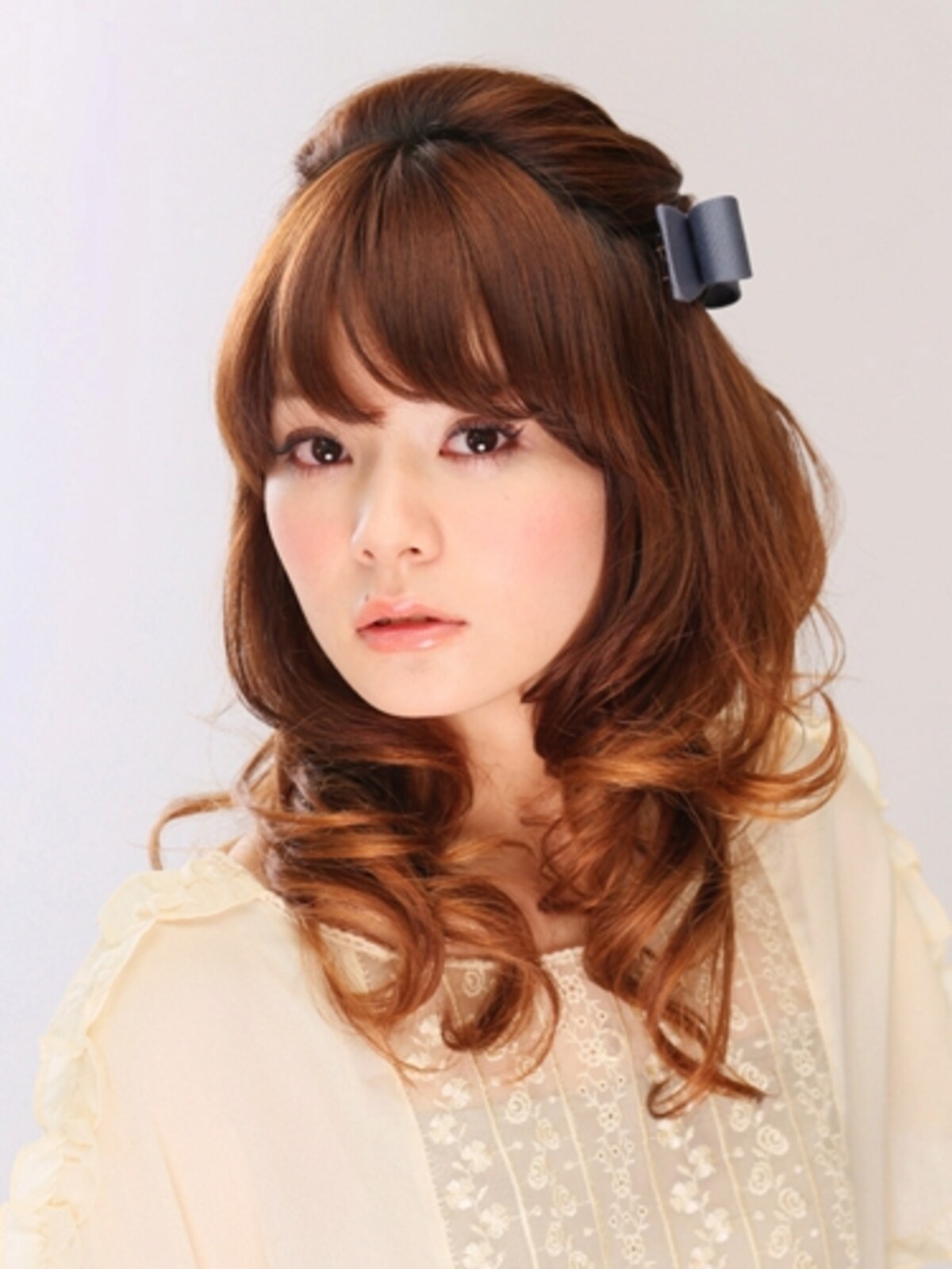 ヘアメイク　TOMO