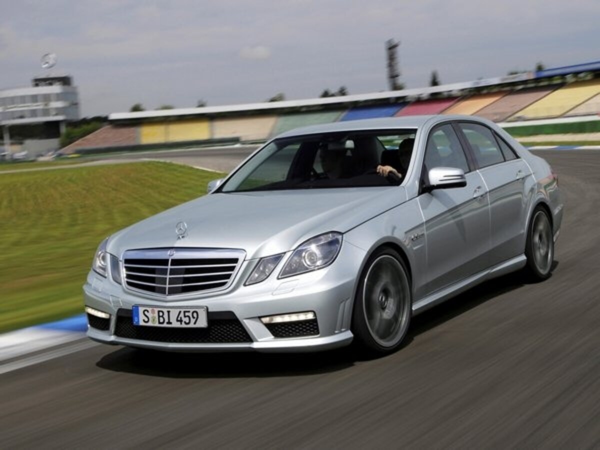 メルセデス・ベンツE63AMG