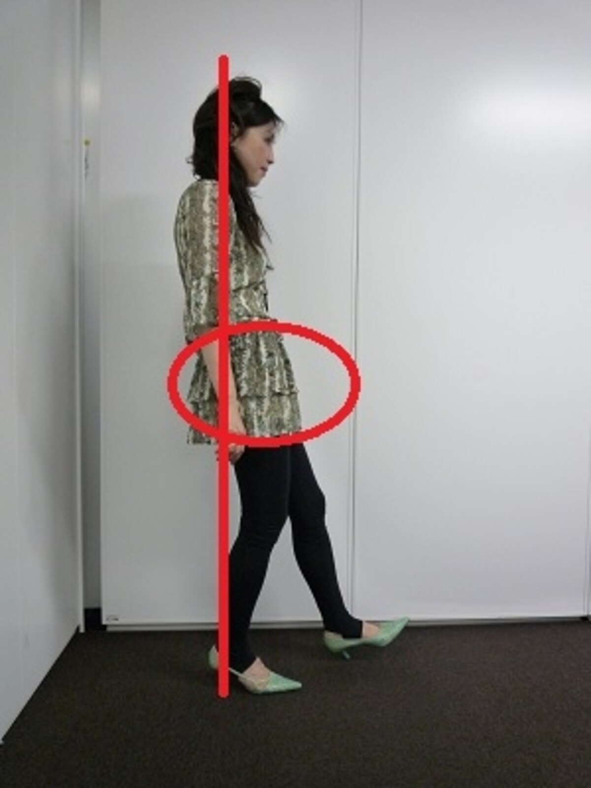 骨盤が傾いたNGウォーク
