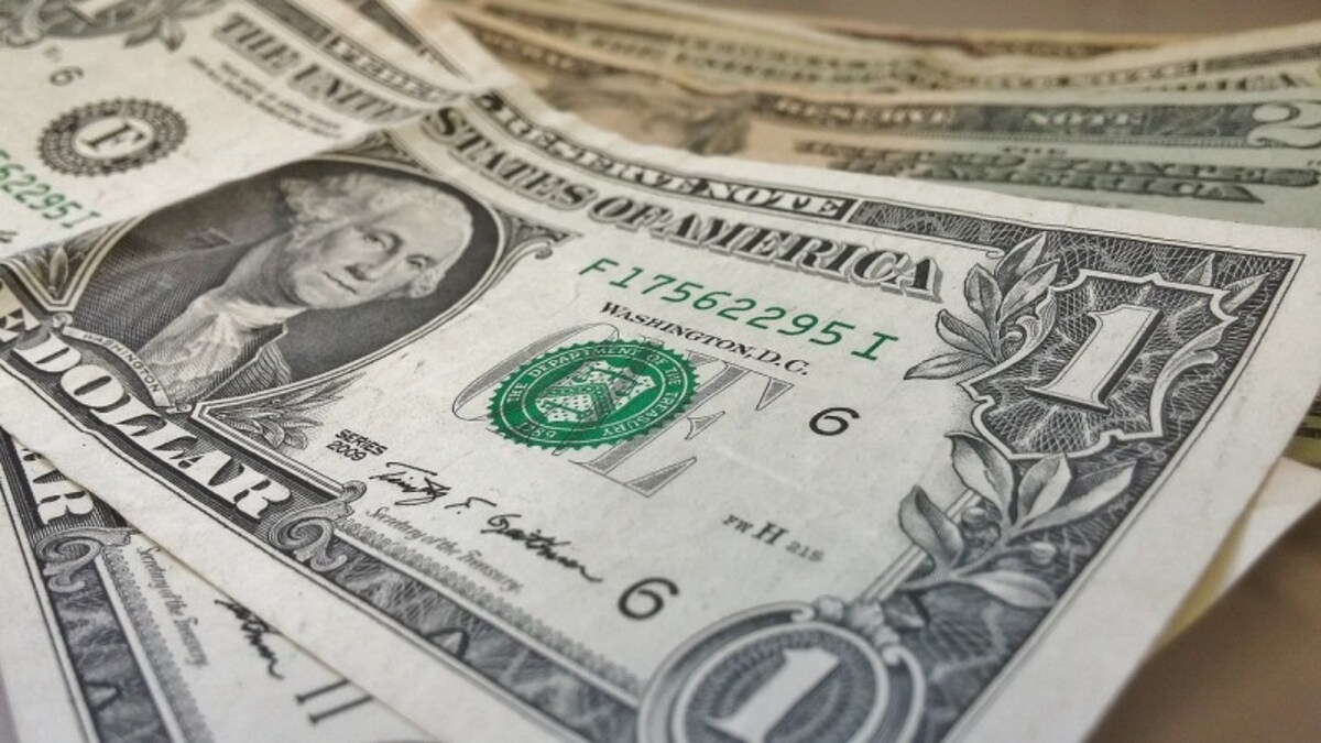 アメリカドルの力はカナダにも波及している