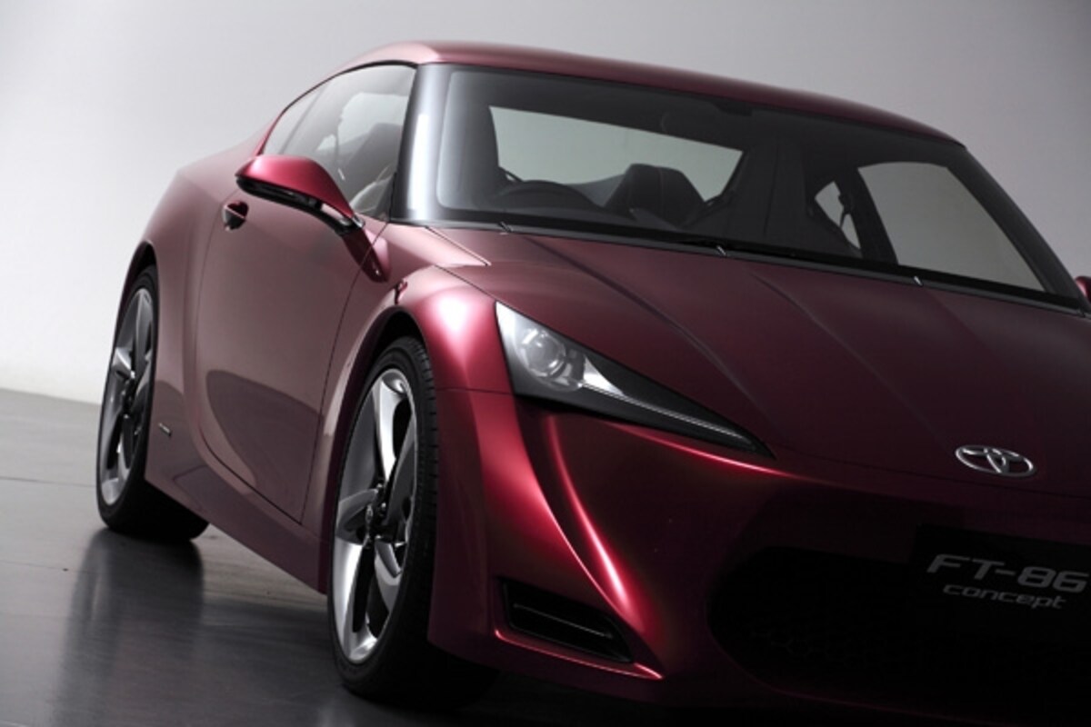 トヨタ FT-86