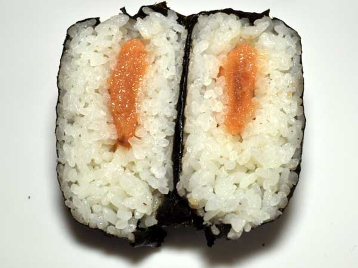 セブンイレブン　こだわりおむすび　生たらこ　中身