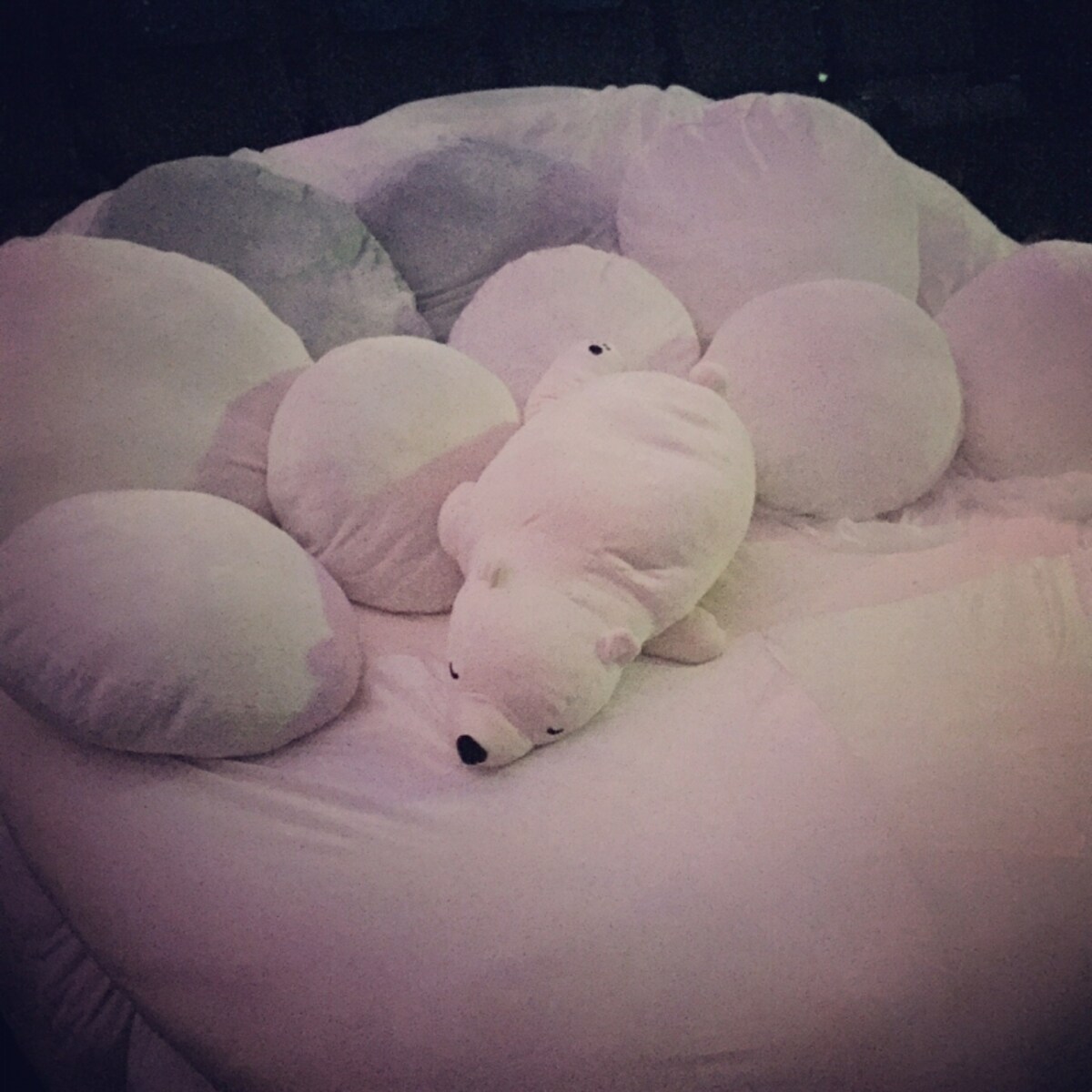 しろくまのぬいぐるみ