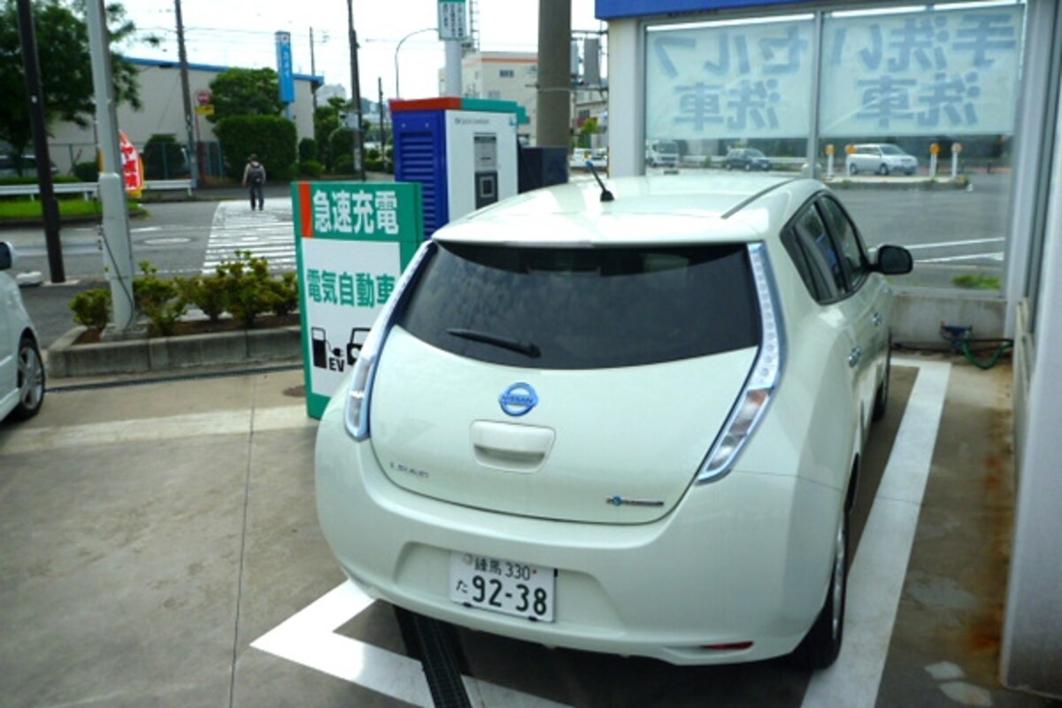 日産リーフ