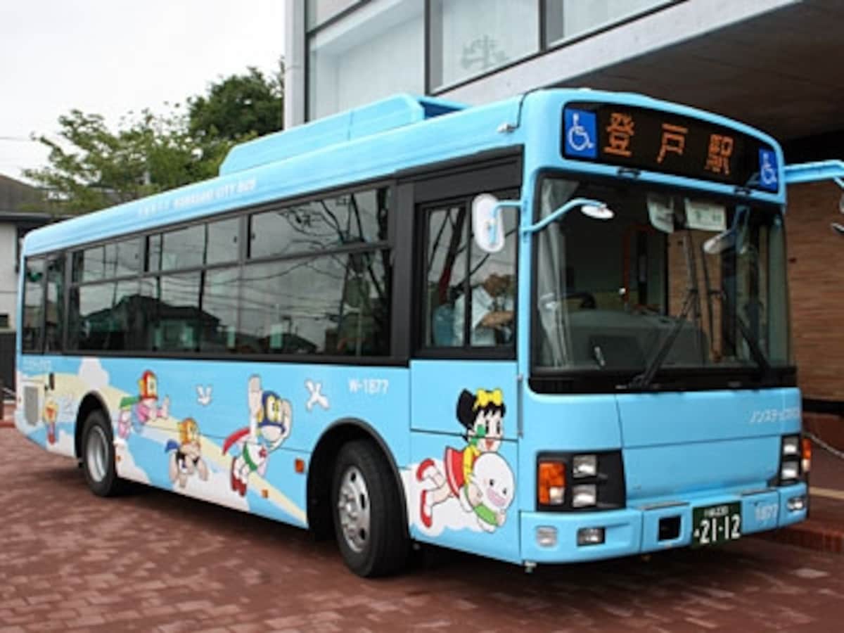 シャトルバス