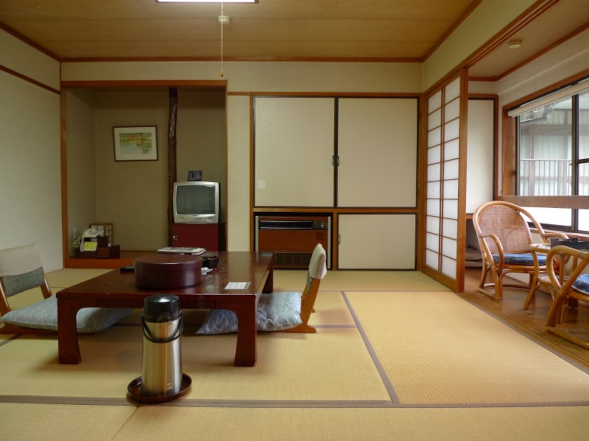 垂玉温泉山口旅館西館