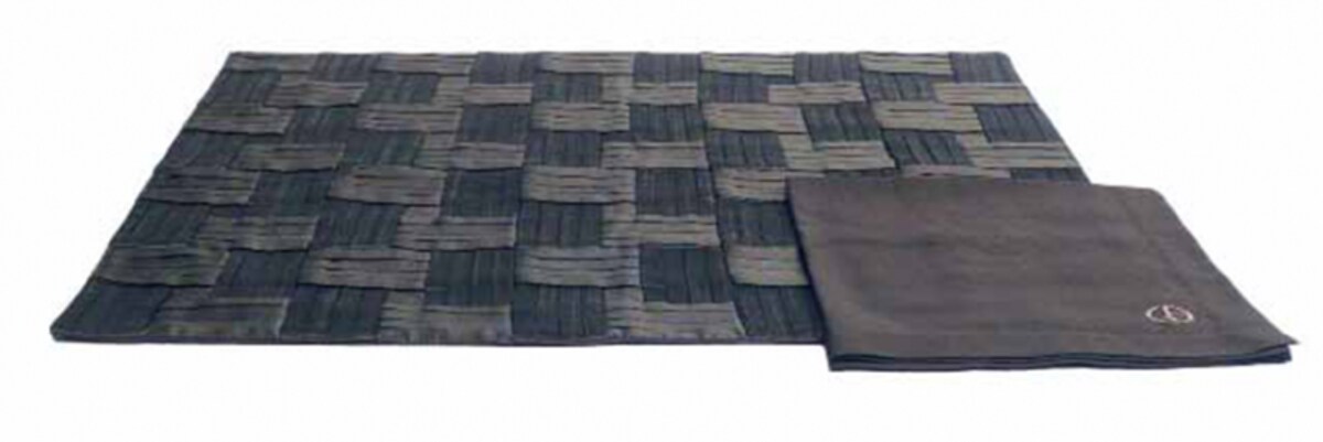 PLACE MAT 2枚セット W50X H40 CM ￥31,500 ※GAロゴ入りナプキン2枚付