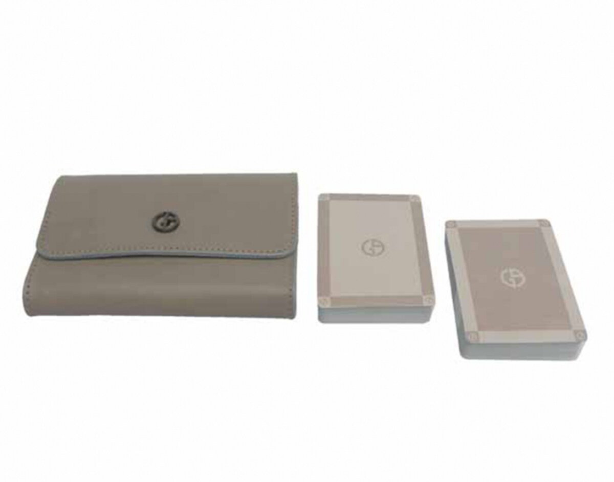 CARD ￥30,450 BOX W15 X D10.5 X H3 CM COLOR：BROWN GREY MATERIAL：LEATHER